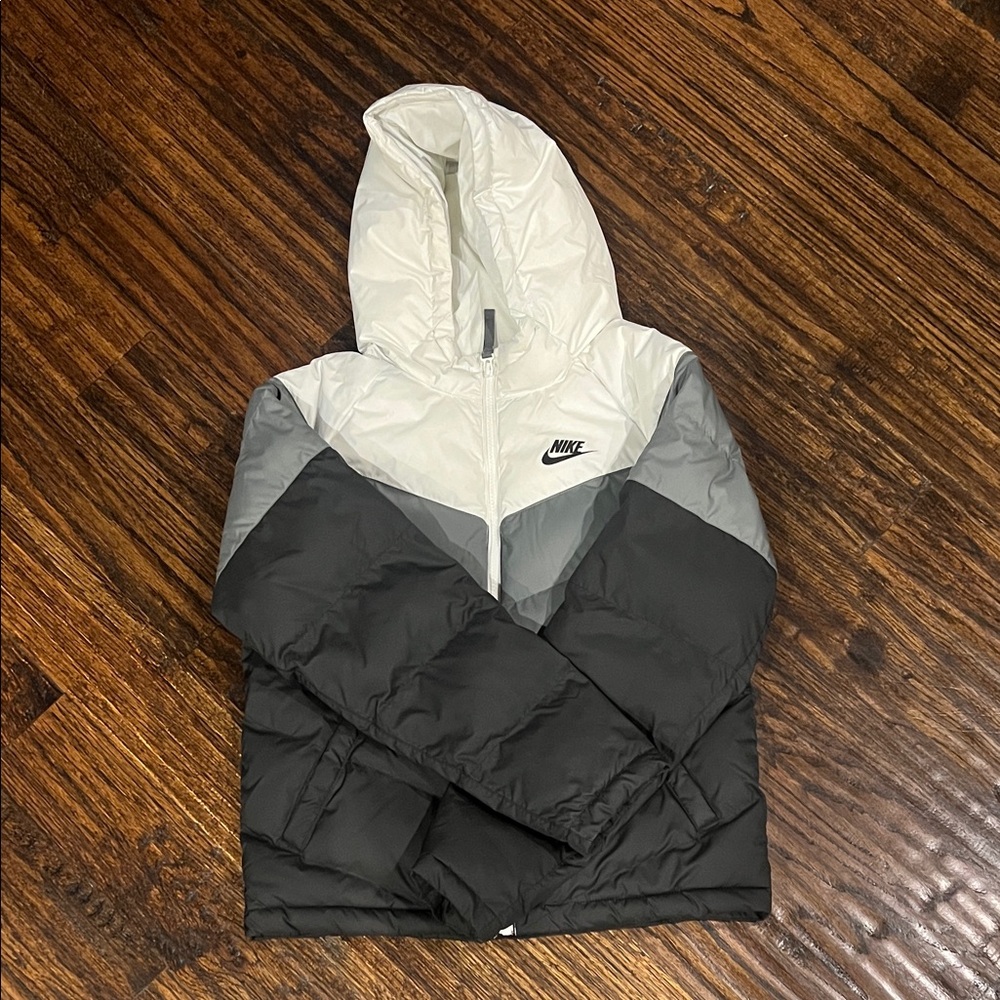 Nike Kids White and Black Puffer Jacket
